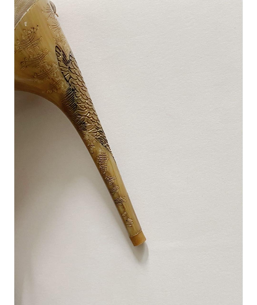 ALEXANDER MCQUEEN Бежевые кожаные босоножки, фото 8