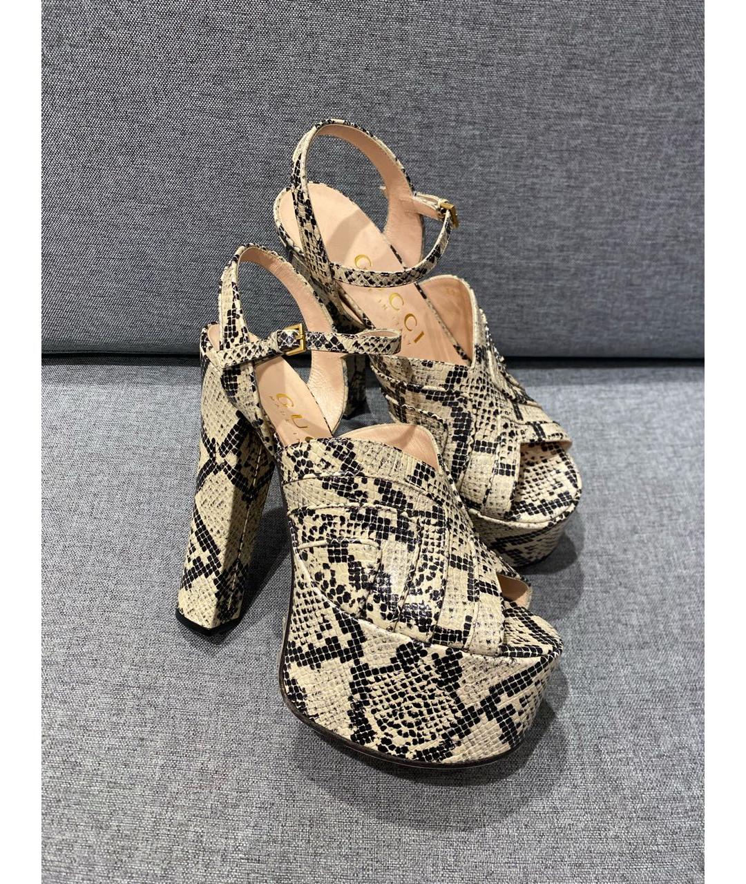 GUCCI Бежевые кожаные босоножки, фото 2