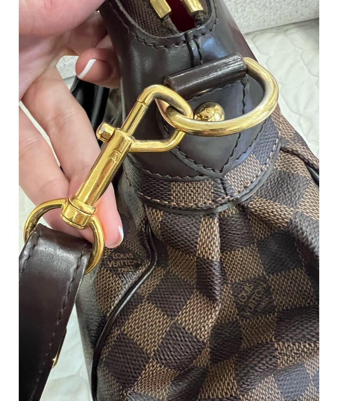 LOUIS VUITTON Коричневая кожаная сумка с короткими ручками, фото 5