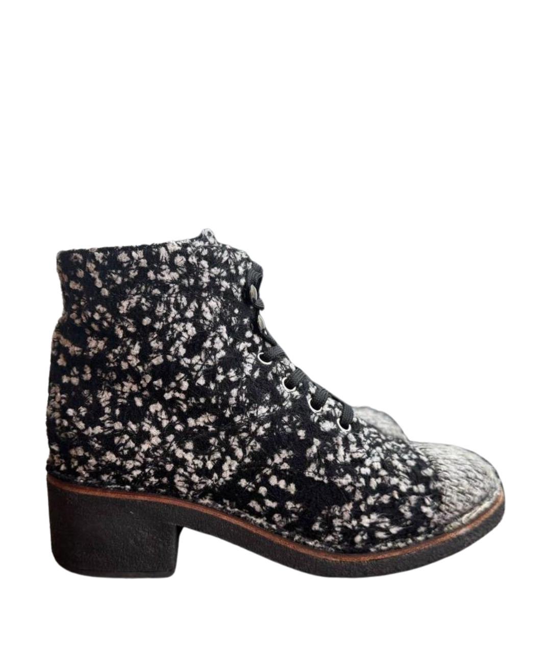 CHANEL Серые текстильные ботинки, фото 1