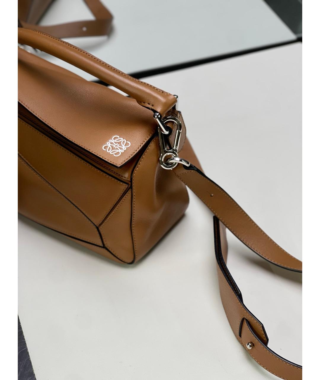 LOEWE Коричневая кожаная сумка с короткими ручками, фото 4