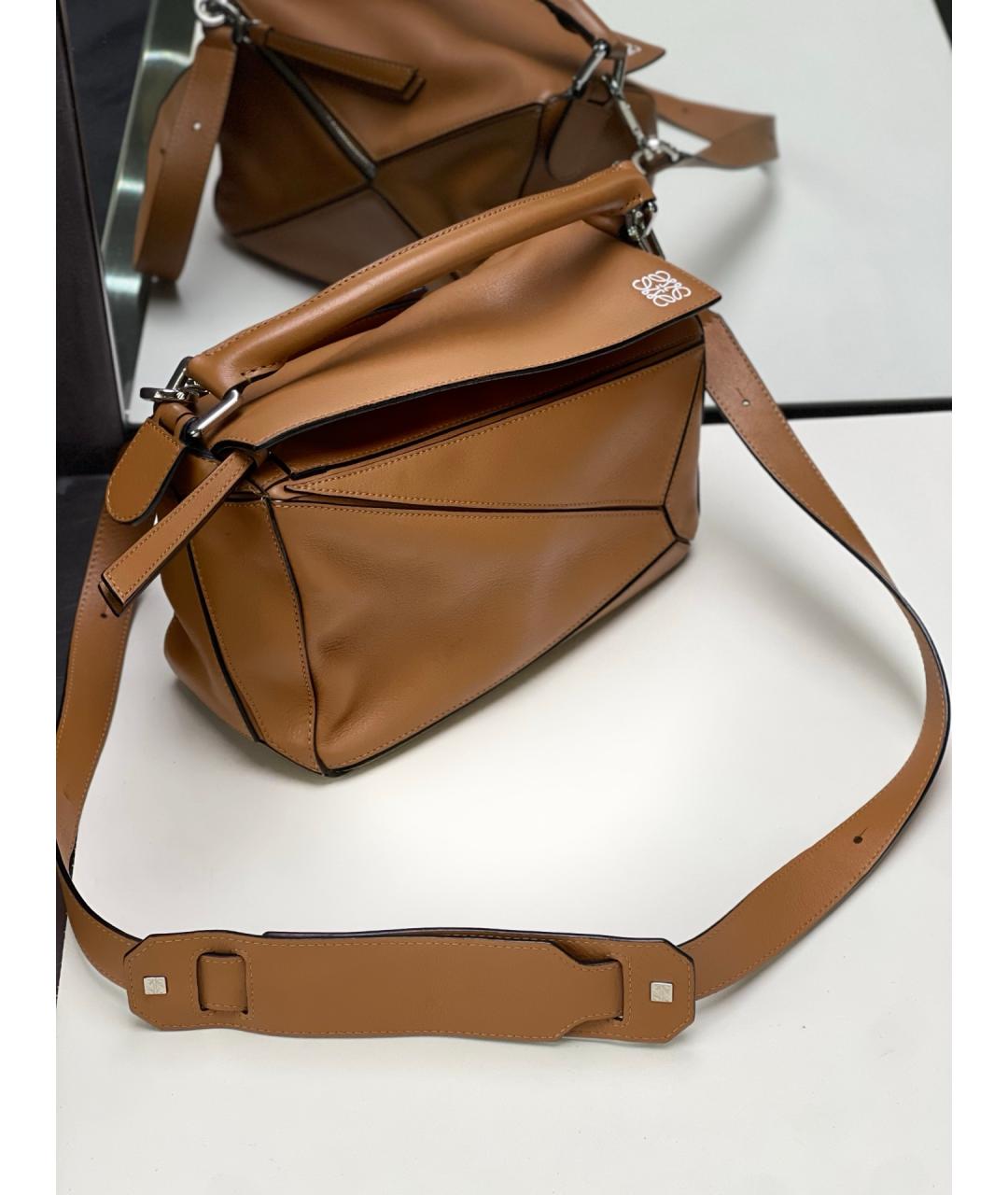 LOEWE Коричневая кожаная сумка с короткими ручками, фото 7