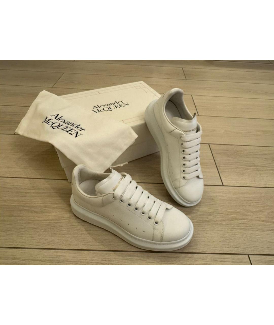 ALEXANDER MCQUEEN Белые кожаные низкие кроссовки / кеды, фото 4