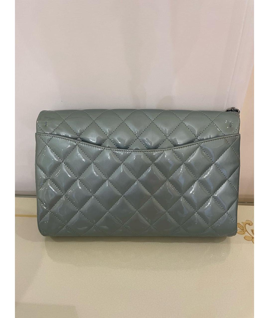 CHANEL Голубая сумка через плечо из лакированной кожи, фото 3