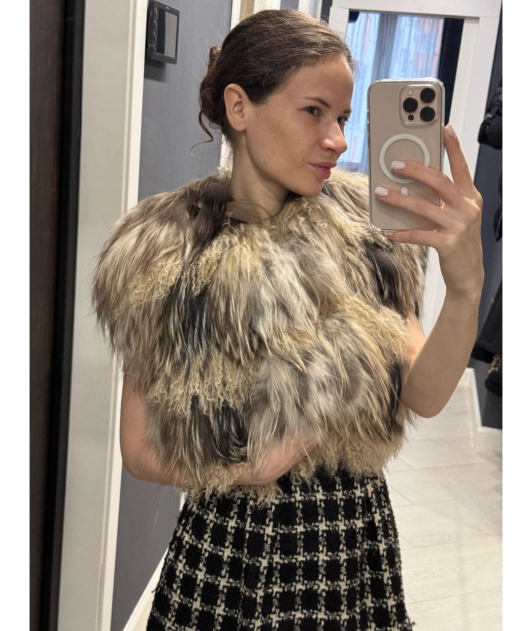 FENDI Бежевый меховой жилет, фото 8