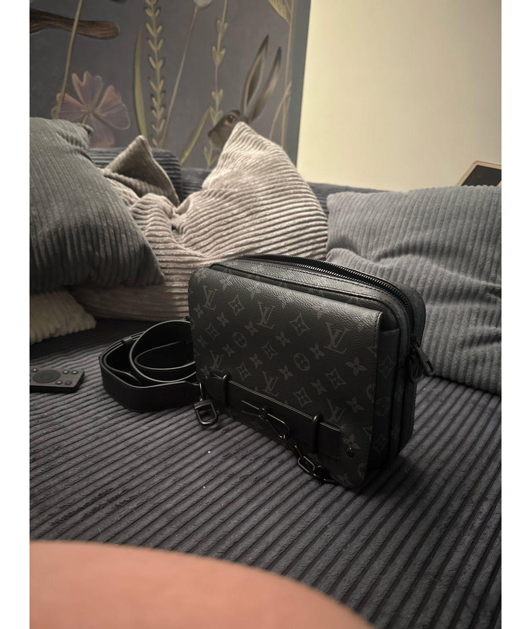 LOUIS VUITTON Черная сумка на плечо из искусственной кожи, фото 2