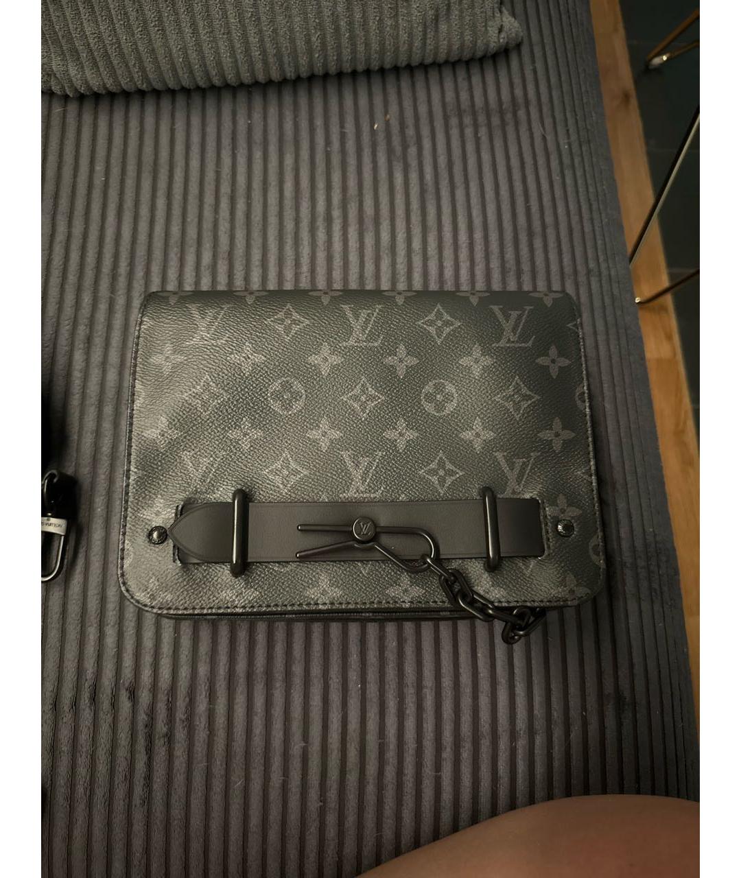 LOUIS VUITTON Черная сумка на плечо из искусственной кожи, фото 3