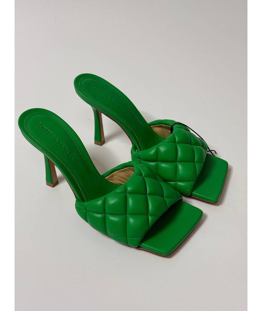 BOTTEGA VENETA Зеленые кожаные мюли, фото 2