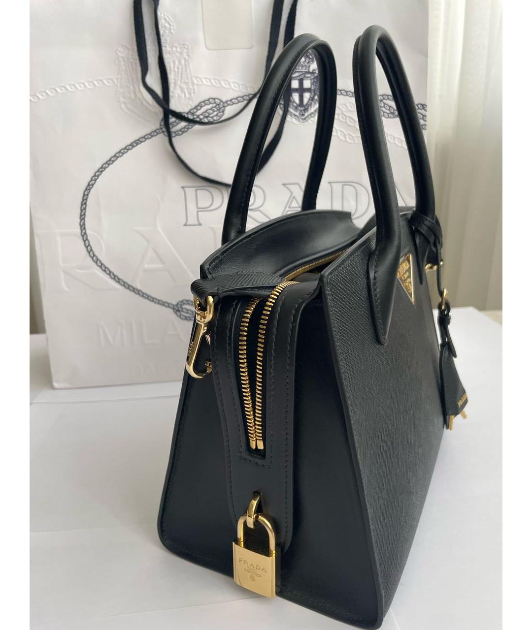PRADA Черная кожаная сумка с короткими ручками, фото 6