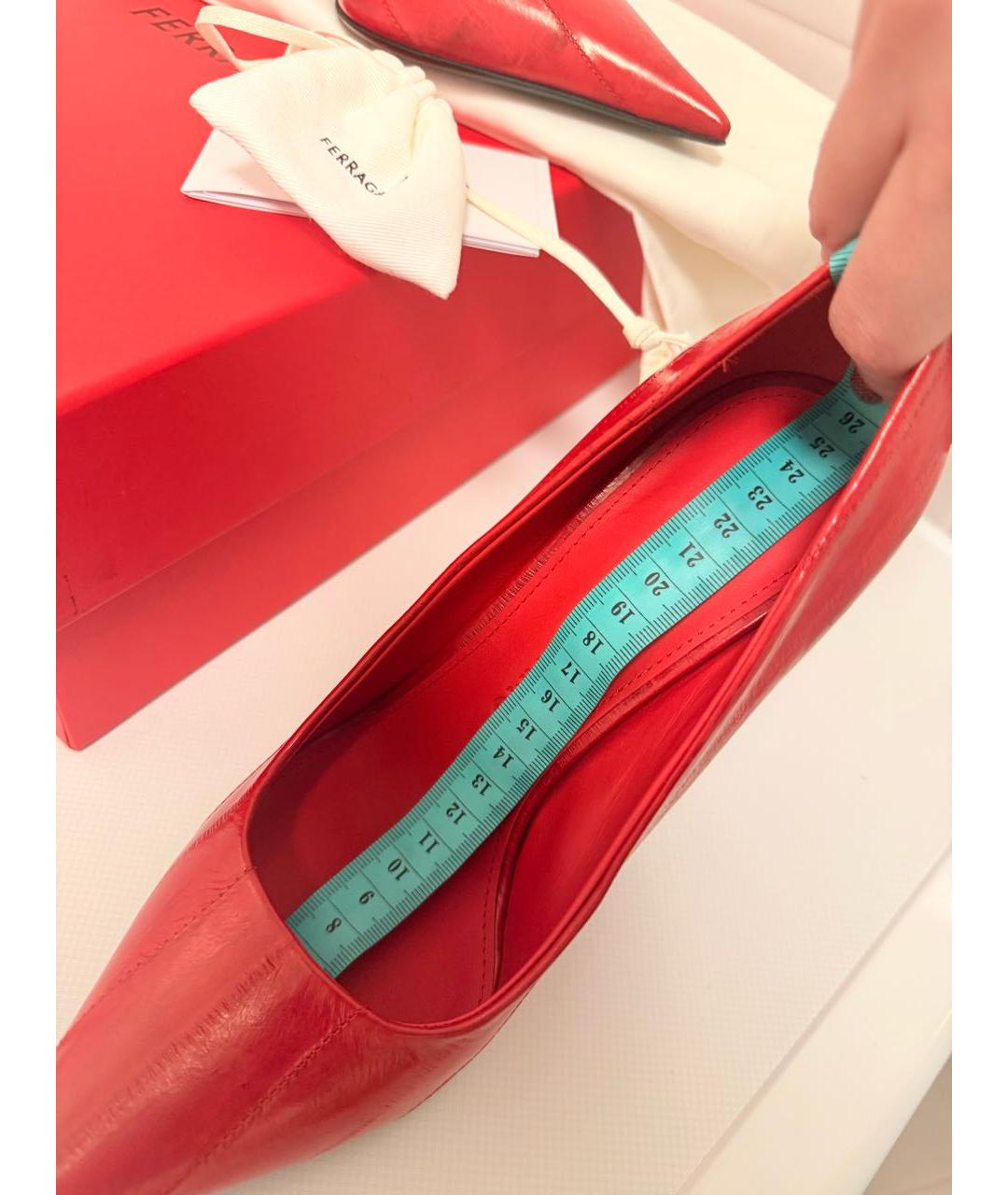 FERRAGAMO Красные туфли из экзотической кожи, фото 6