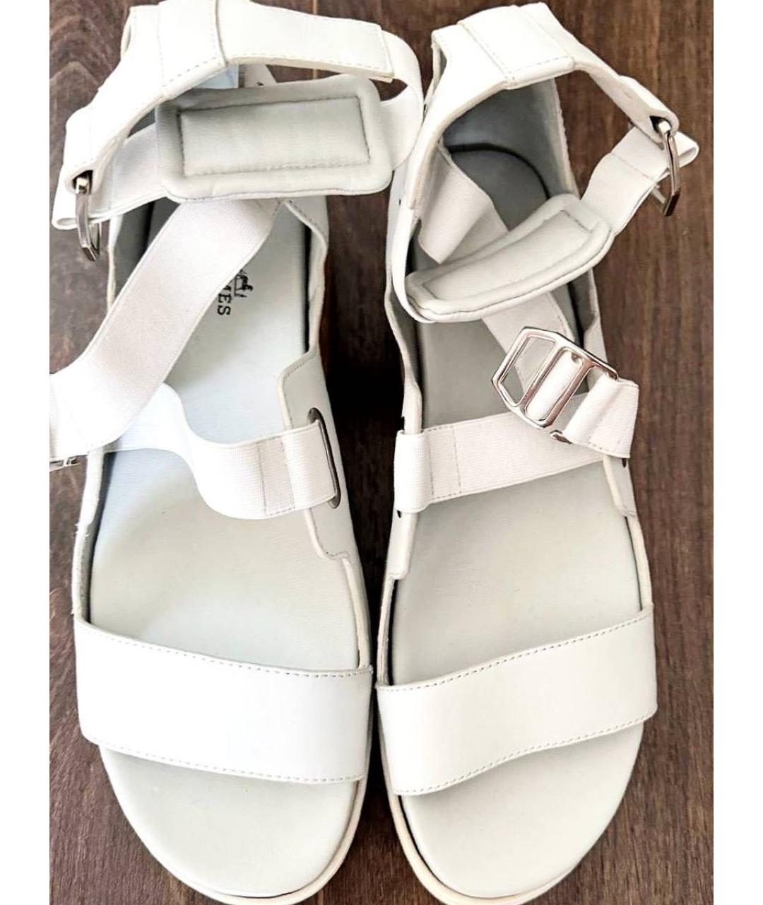HERMES Белые кожаные сандалии, фото 2
