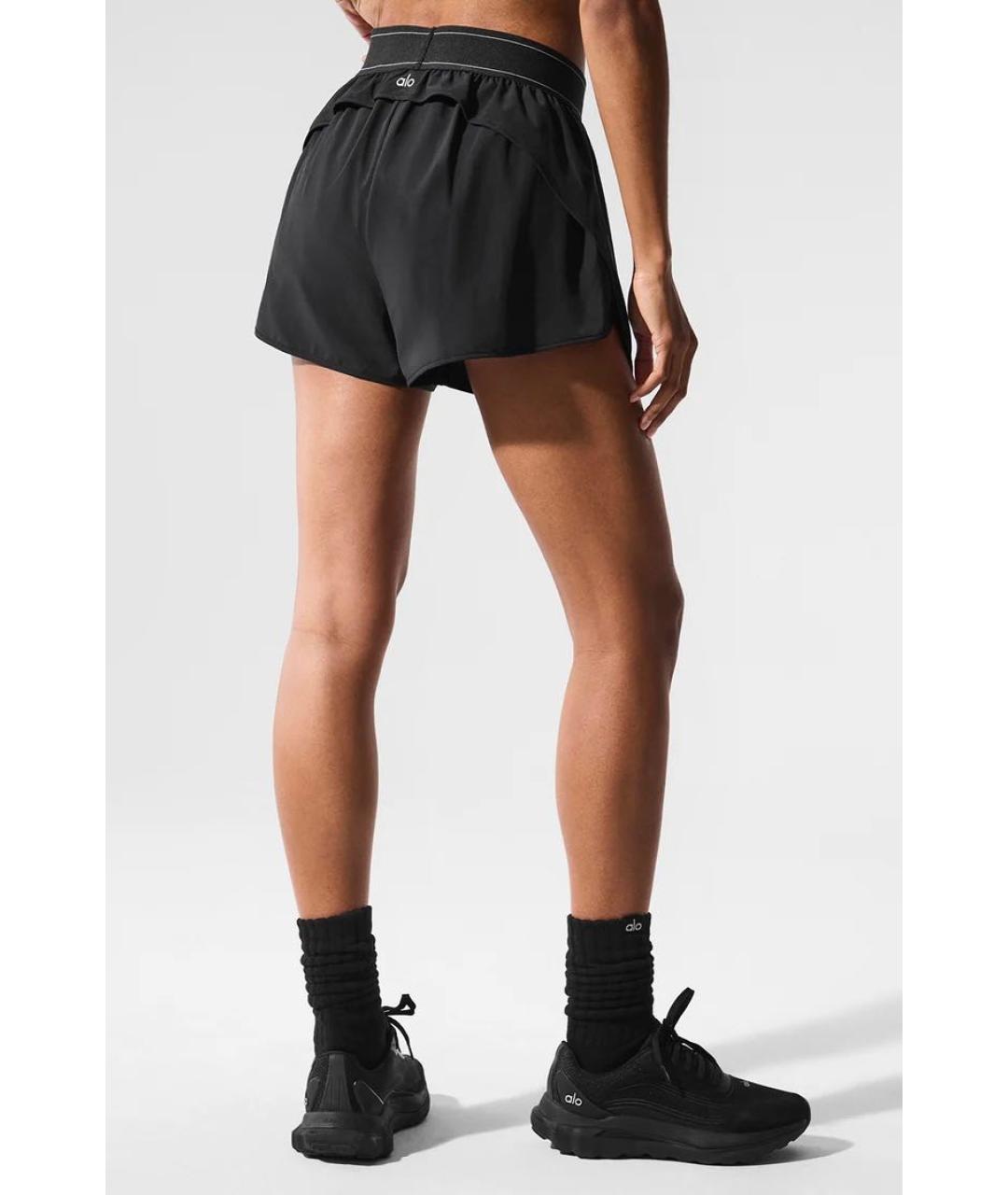 ALO YOGA Черные полиэстеровые спортивные брюки и шорты, фото 2
