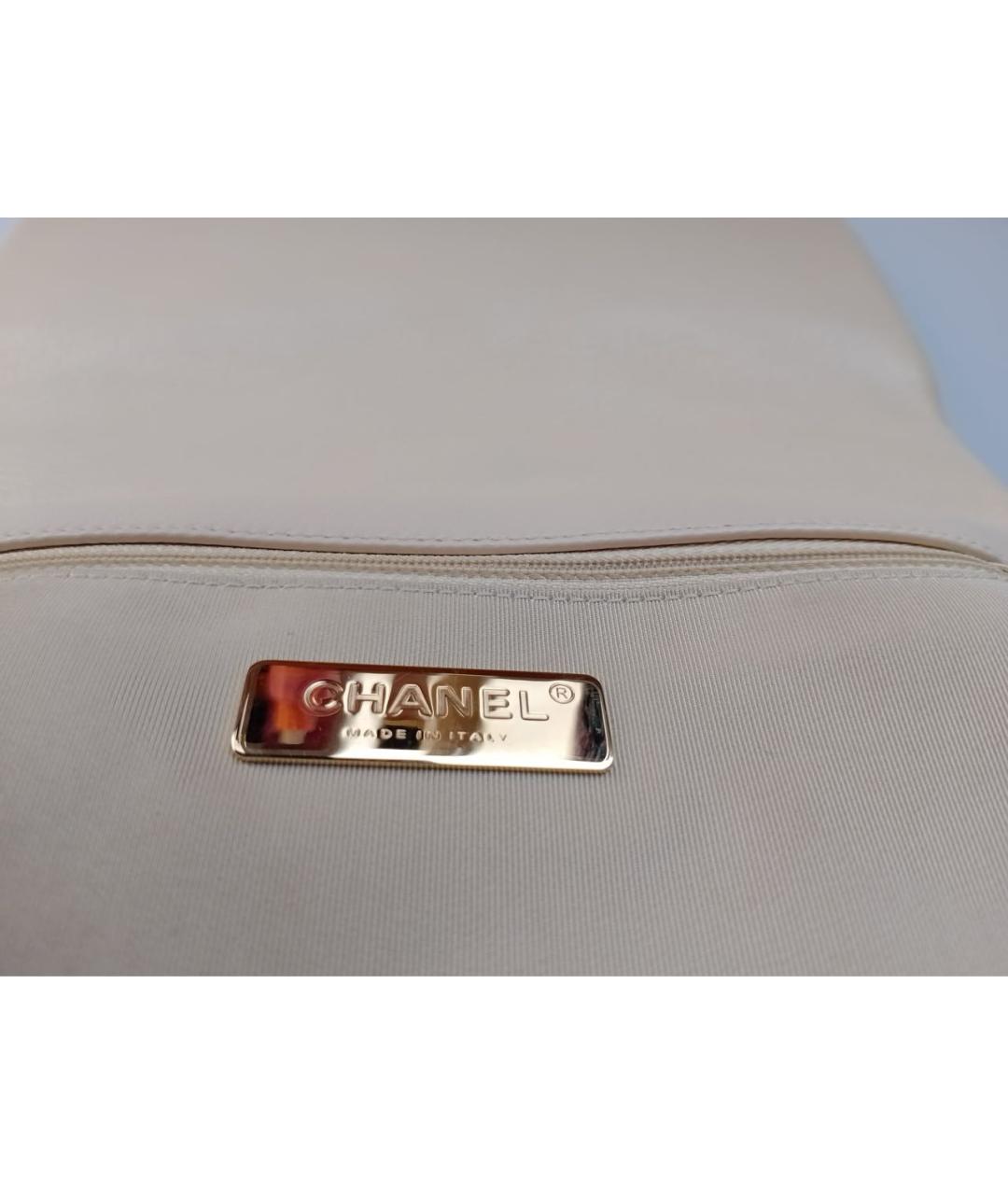 CHANEL Бежевая кожаная сумка через плечо, фото 7