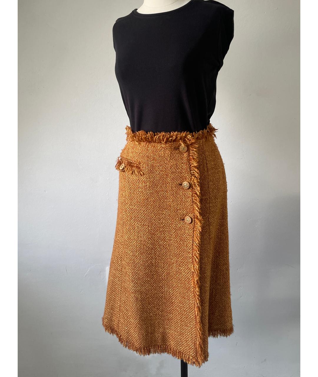 CHANEL Оранжевая шерстяная юбка миди, фото 2