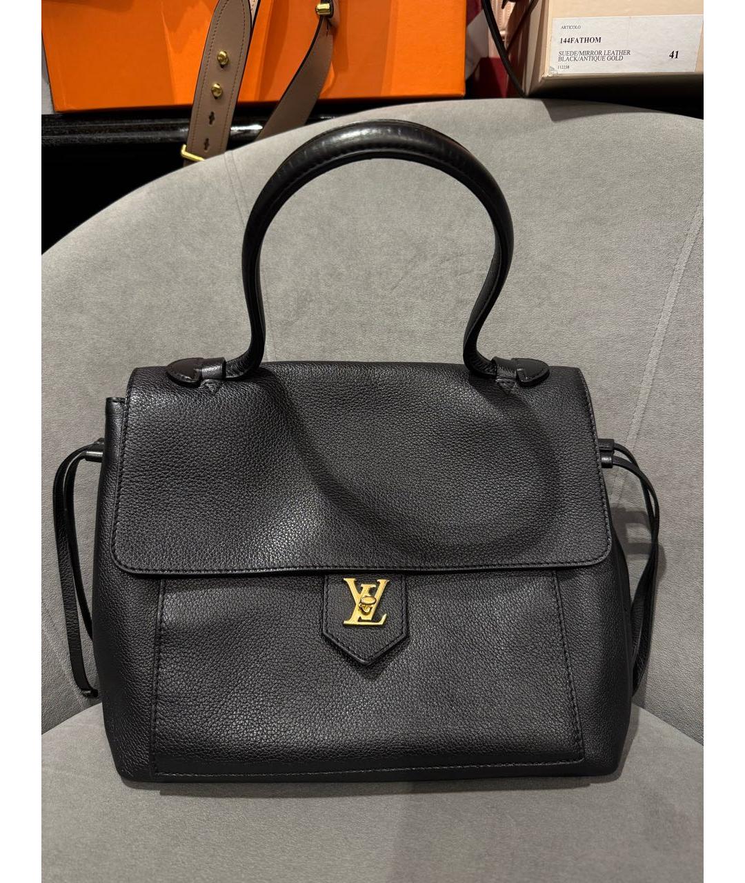 LOUIS VUITTON Черная кожаная сумка с короткими ручками, фото 8