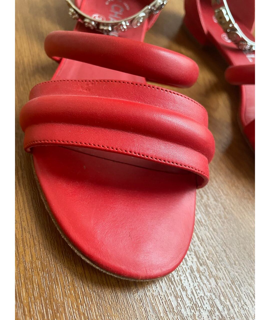 CHANEL PRE-OWNED Красные кожаные сандалии, фото 4