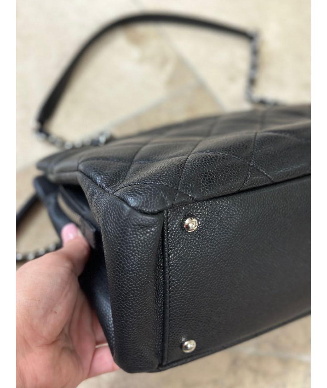 CHANEL Черная кожаная сумка с короткими ручками, фото 4