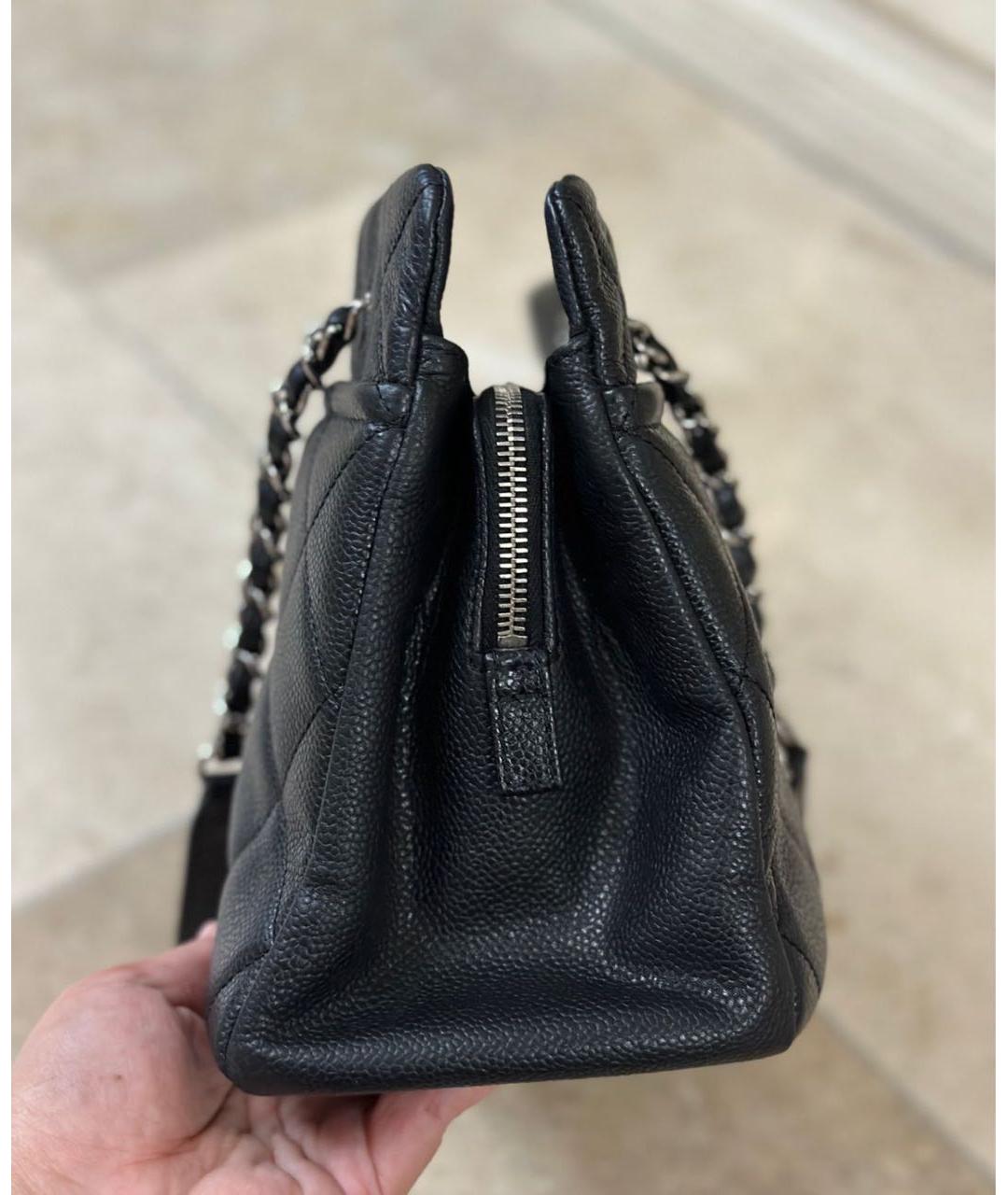 CHANEL Черная кожаная сумка с короткими ручками, фото 3
