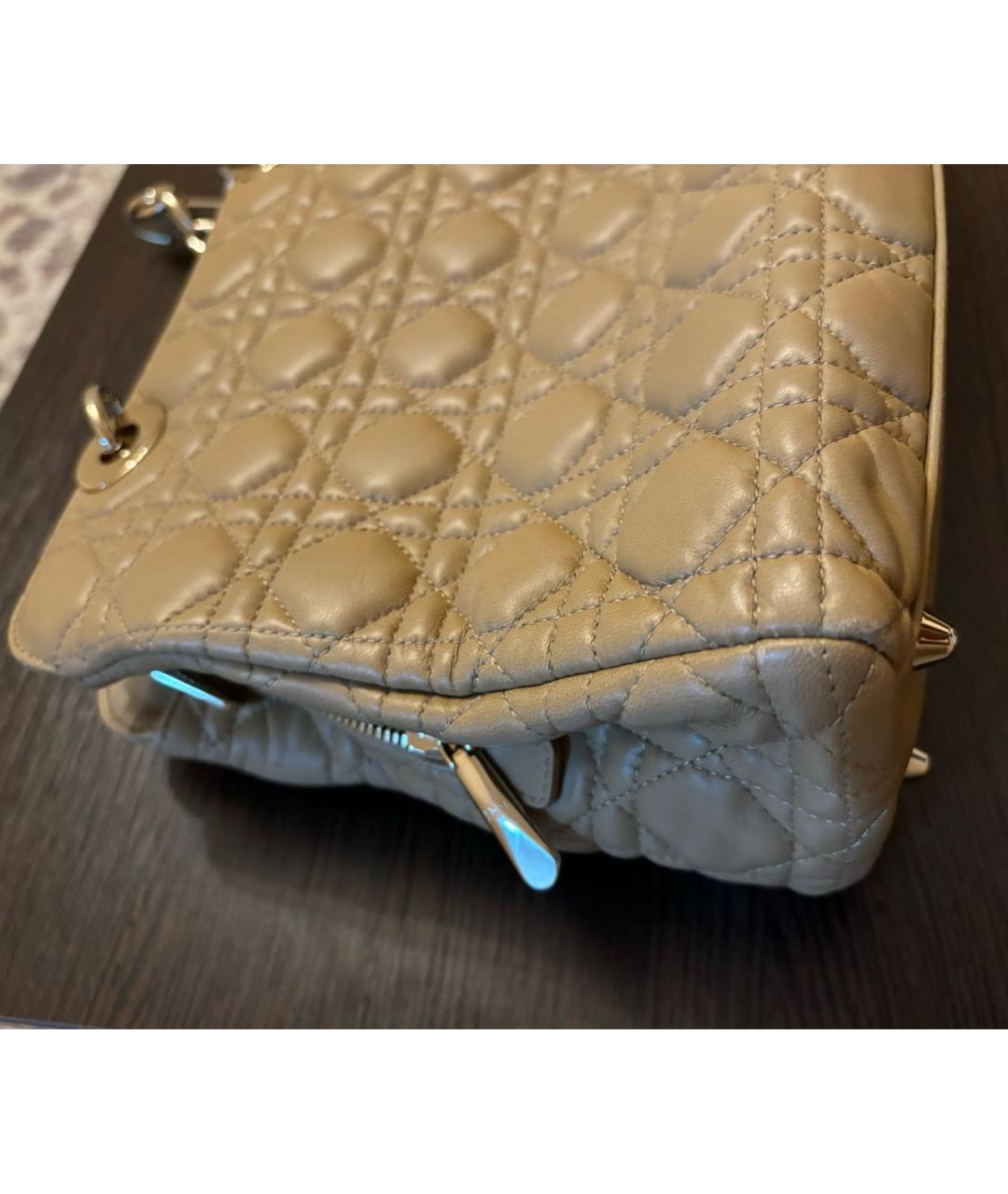 CHRISTIAN DIOR Бежевая кожаная сумка тоут, фото 6