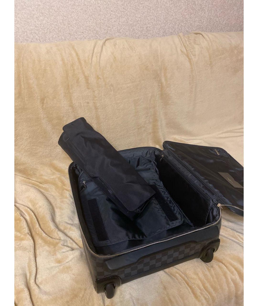 LOUIS VUITTON Антрацитовый кожаный чемодан, фото 6