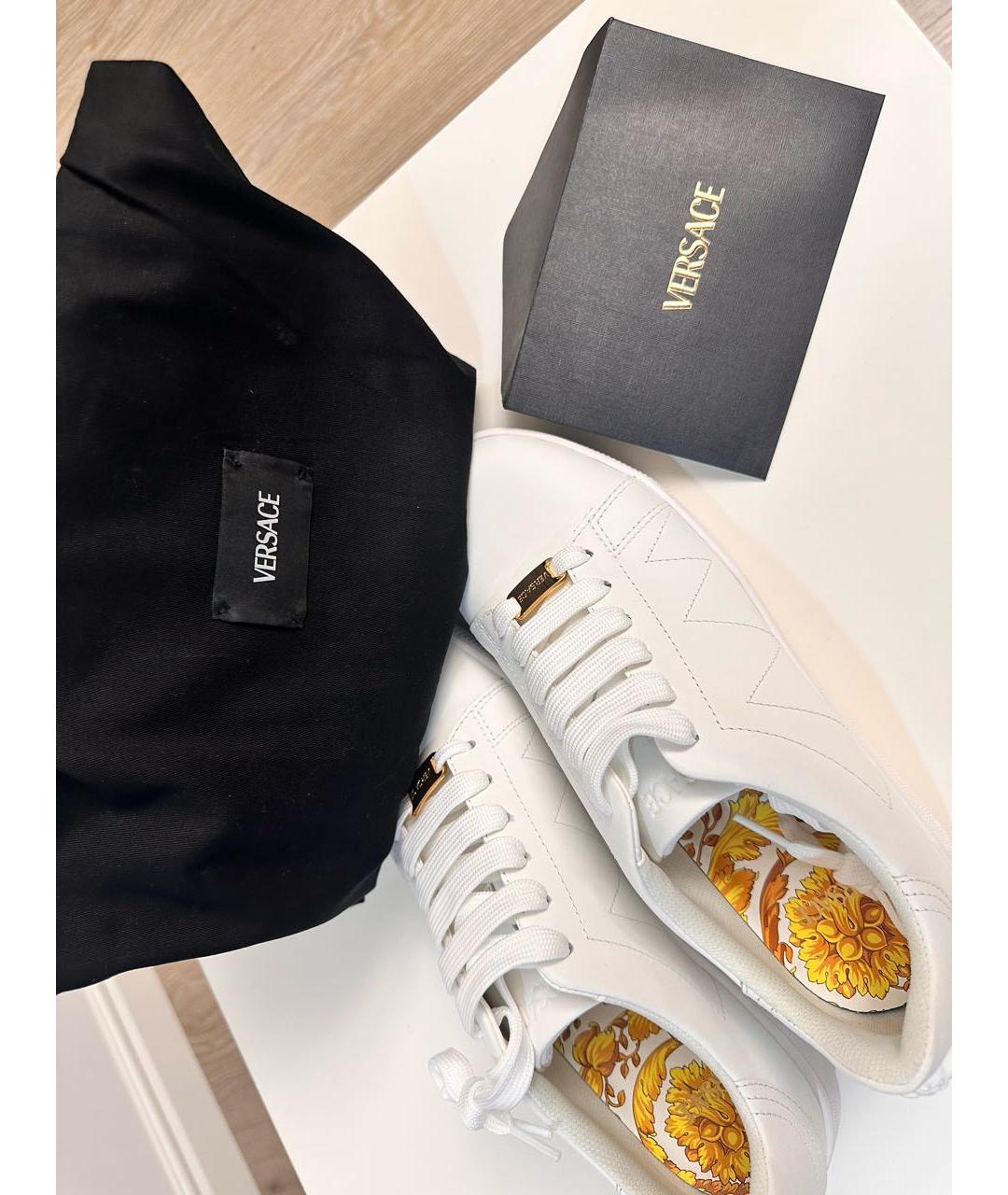 VERSACE Белые кожаные кроссовки, фото 7