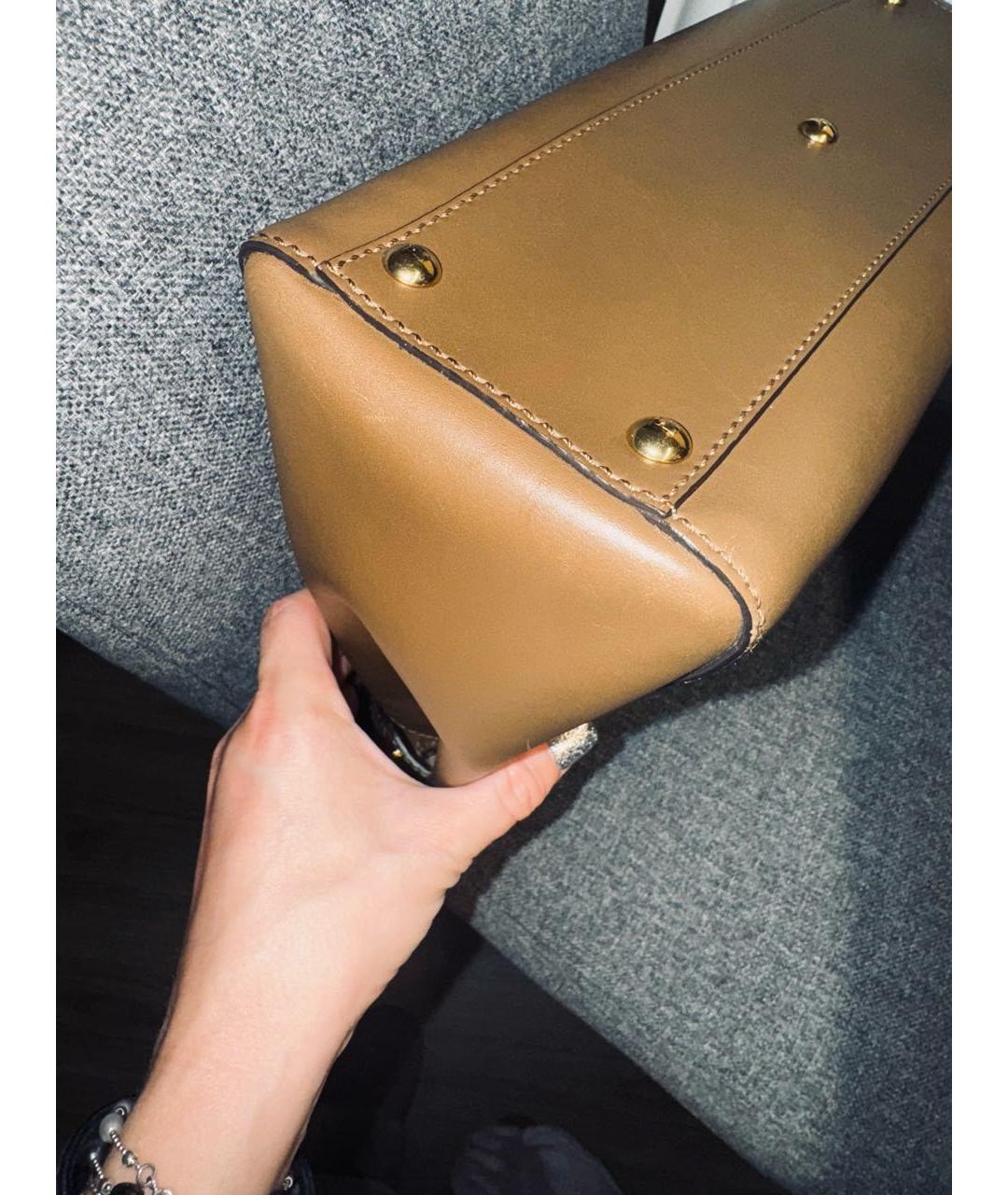 FENDI Коричневая кожаная сумка с короткими ручками, фото 7