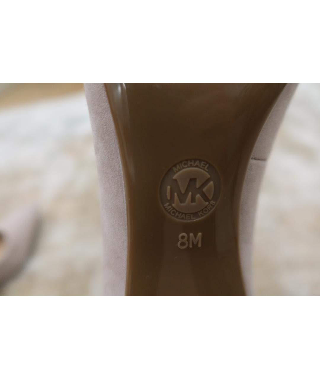 MICHAEL MICHAEL KORS Бежевые замшевые лодочки на низком каблуке, фото 5