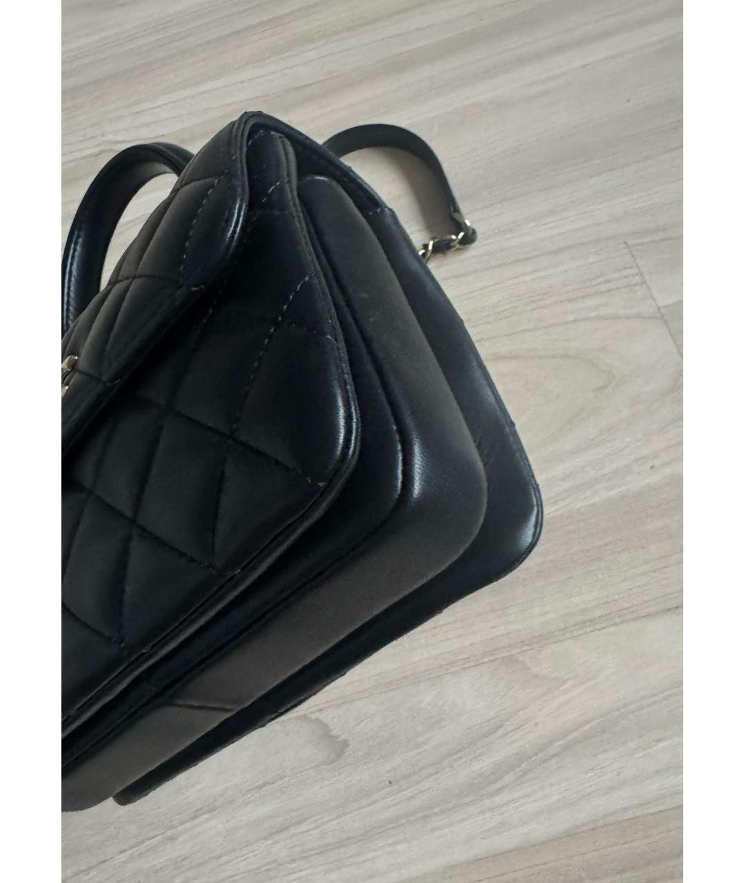 CHANEL Черная кожаная сумка с короткими ручками, фото 3