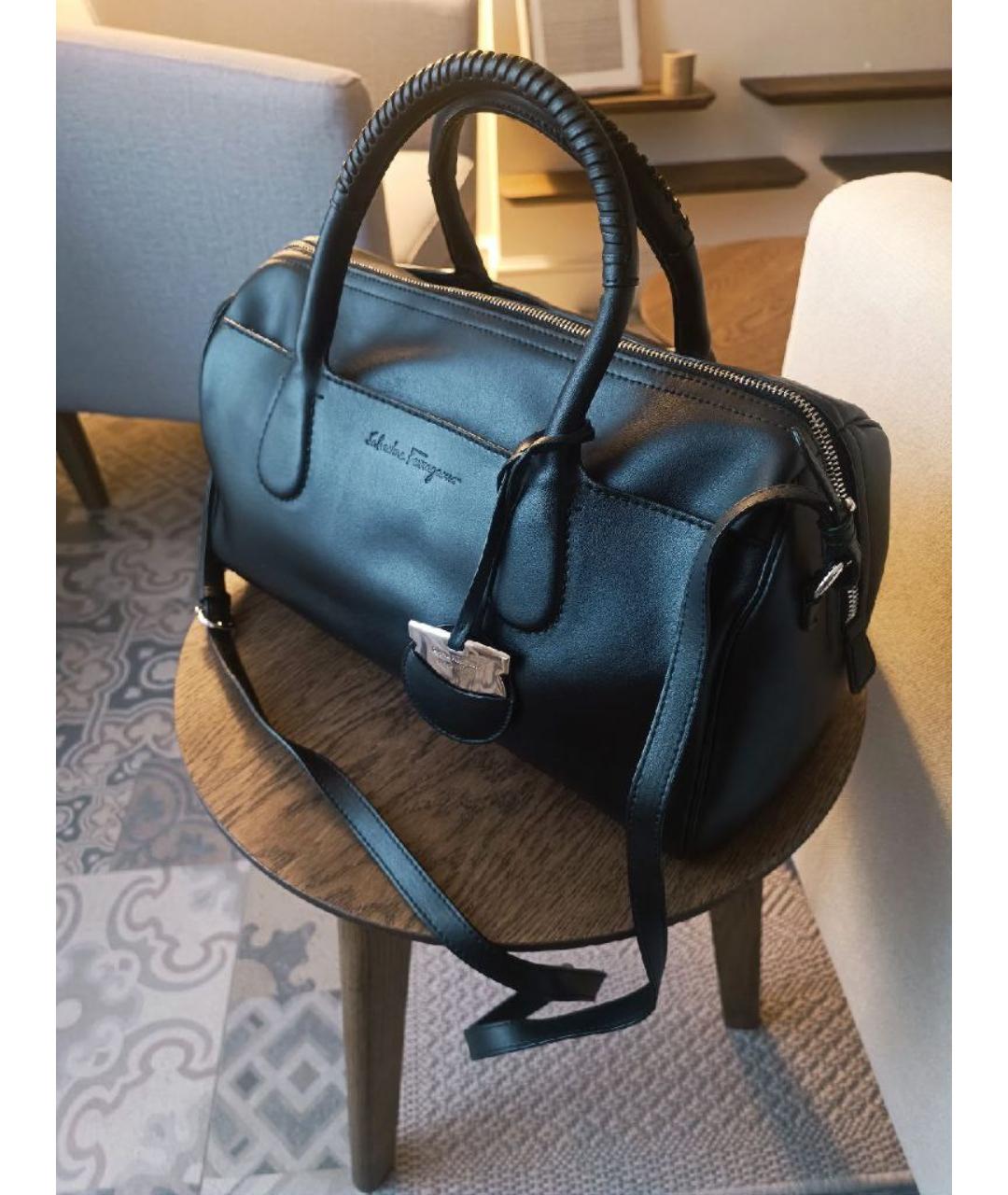 FERRAGAMO Черная кожаная сумка с короткими ручками, фото 2