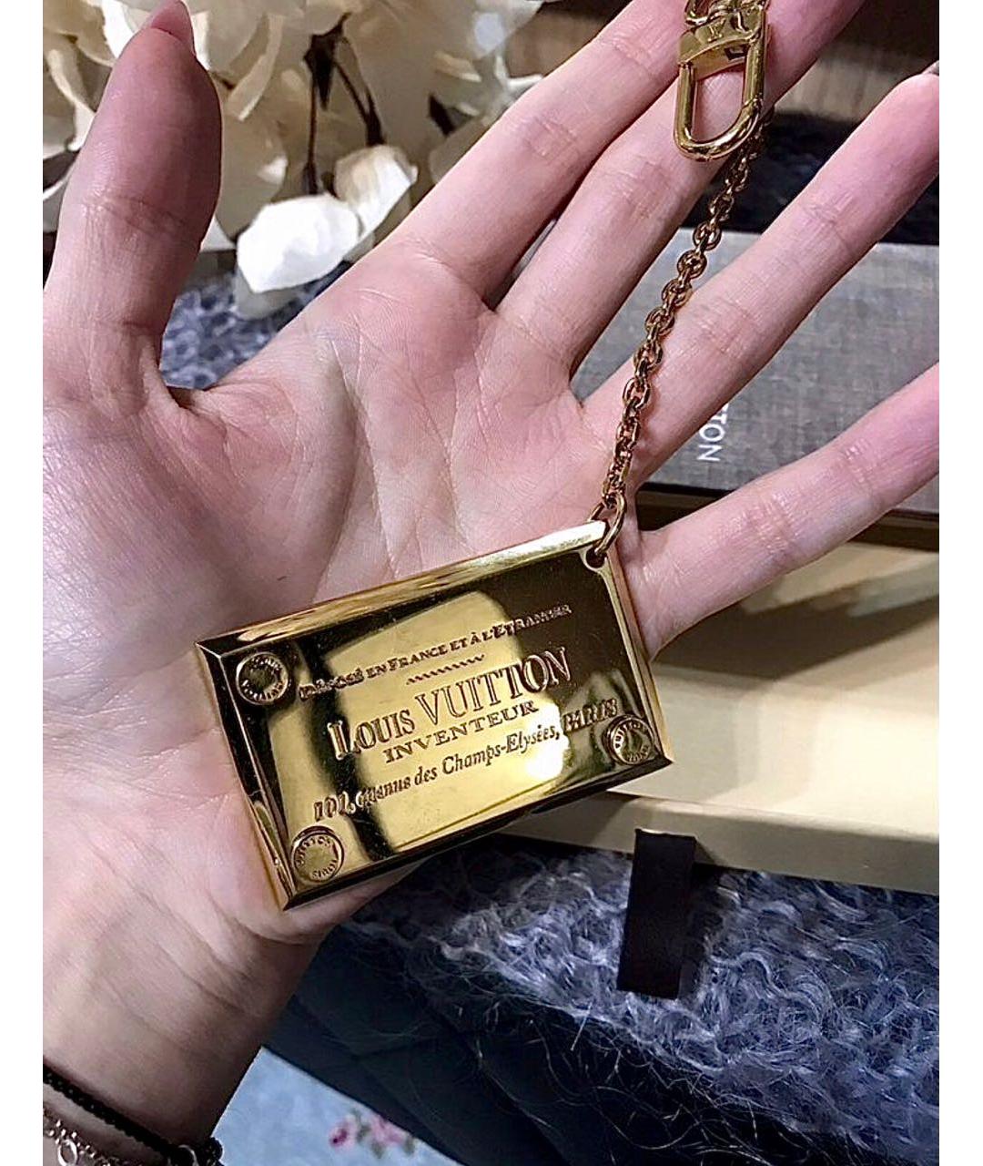 LOUIS VUITTON Золотой брелок, фото 6