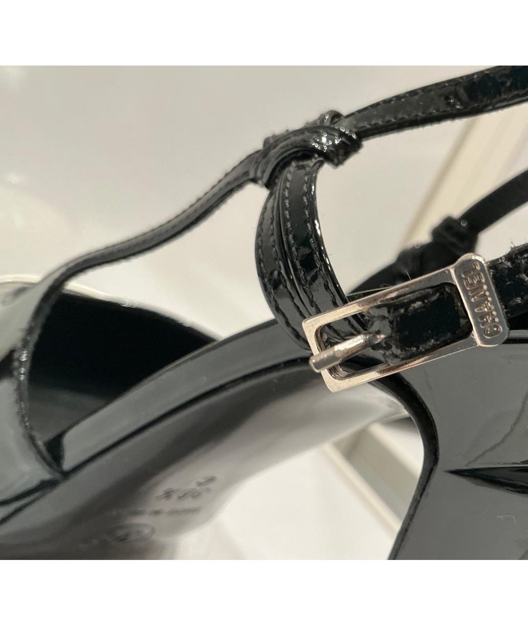 CHANEL Черные туфли из лакированной кожи, фото 4