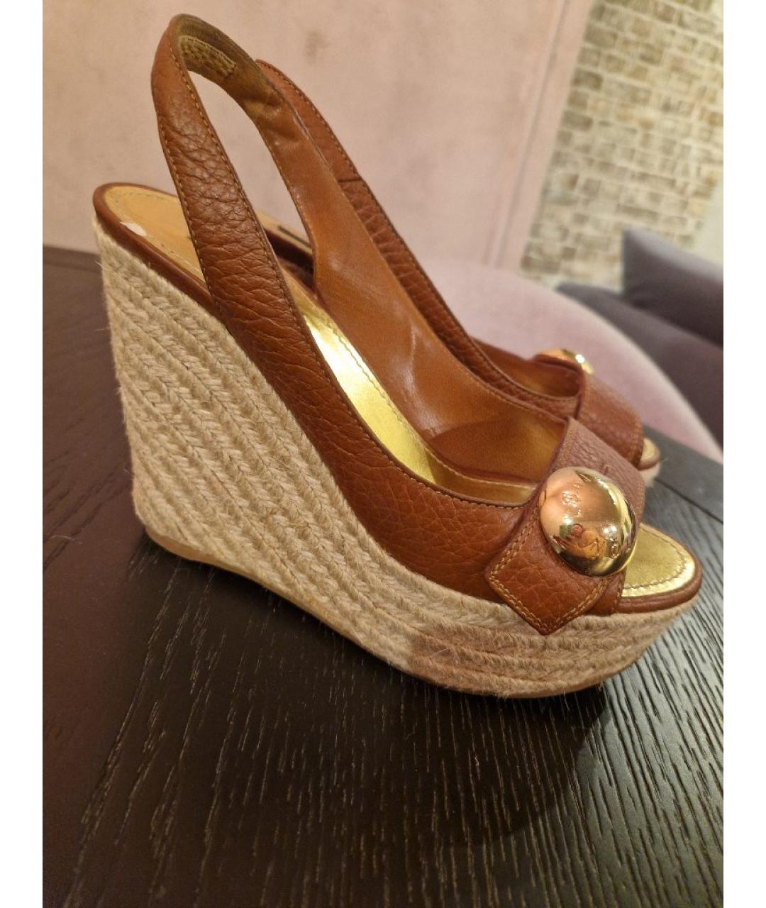 LOUIS VUITTON Коричневые кожаные босоножки, фото 3