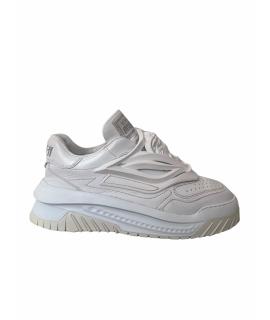 VERSACE Низкие кроссовки / кеды