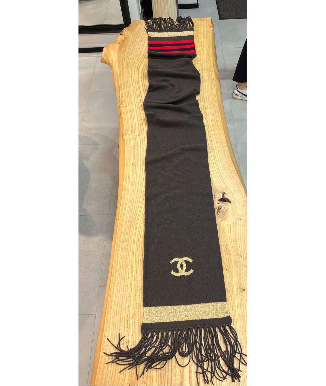 CHANEL Коричневый кашемировый шарф, фото 8