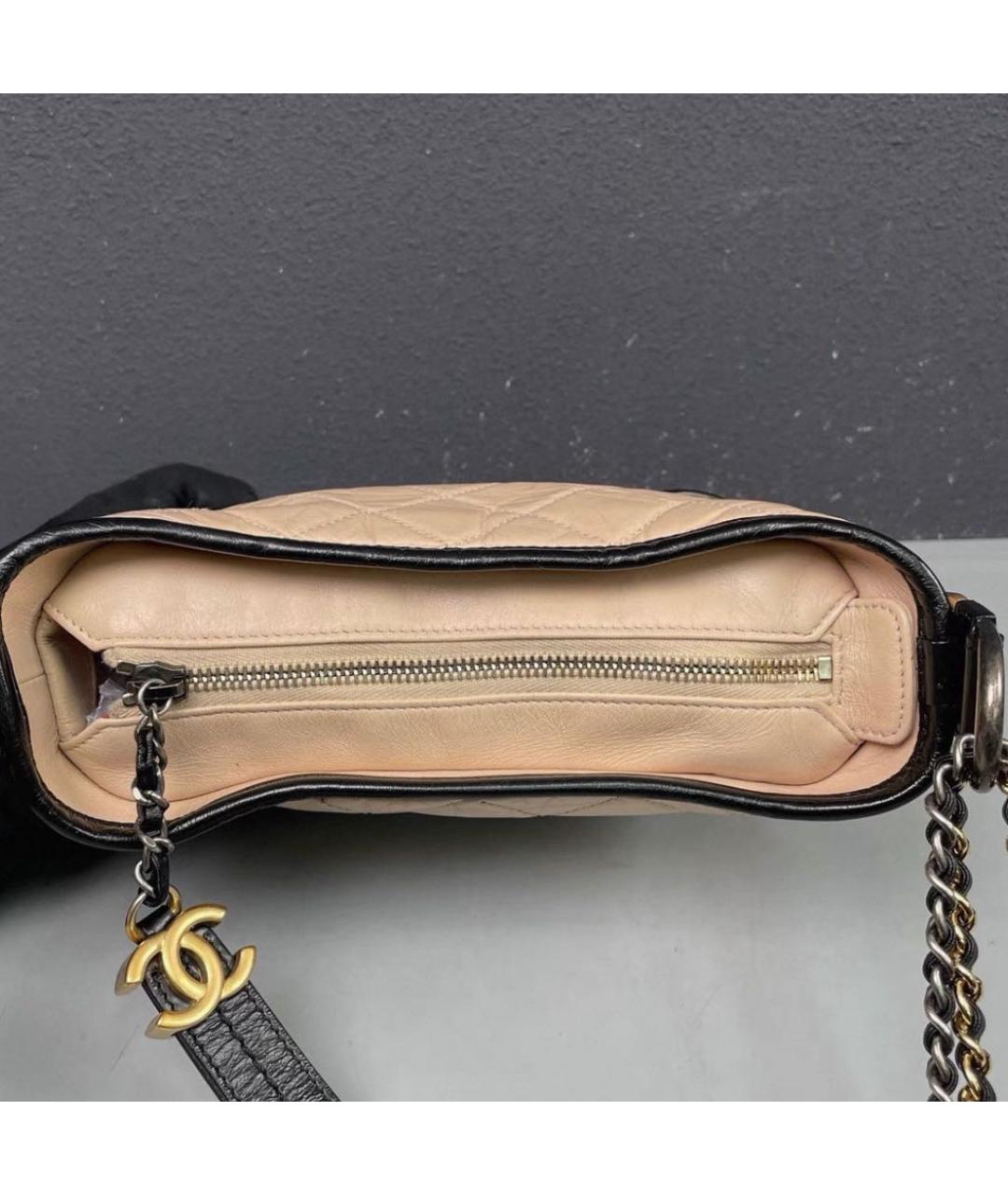 CHANEL Бежевая кожаная сумка через плечо, фото 2