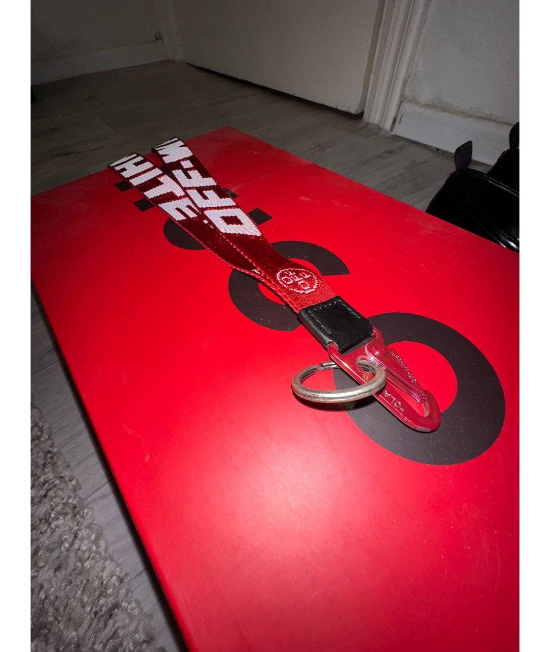 OFF-WHITE Бордовый брелок, фото 5