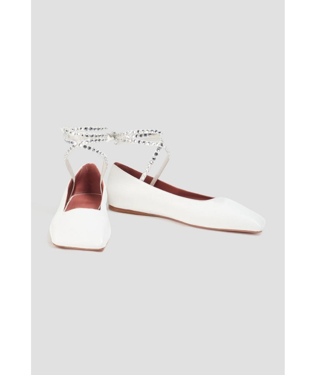 Amina Muaddi Белые кожаные балетки, фото 2