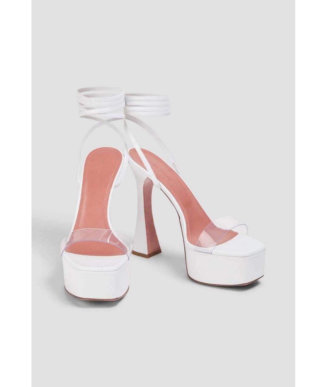 Amina Muaddi Белые кожаные босоножки, фото 2