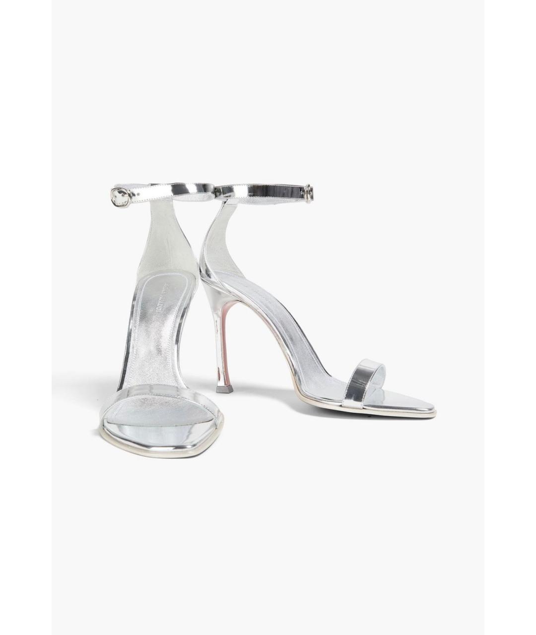 Amina Muaddi Серебряные кожаные босоножки, фото 2