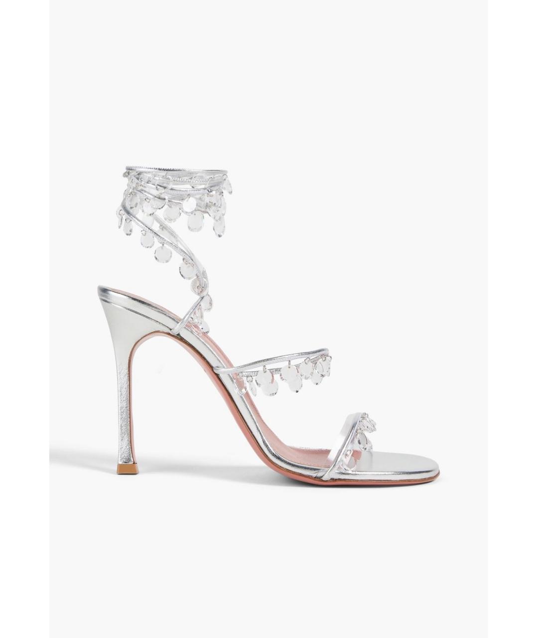 Amina Muaddi Серебряные кожаные босоножки, фото 5