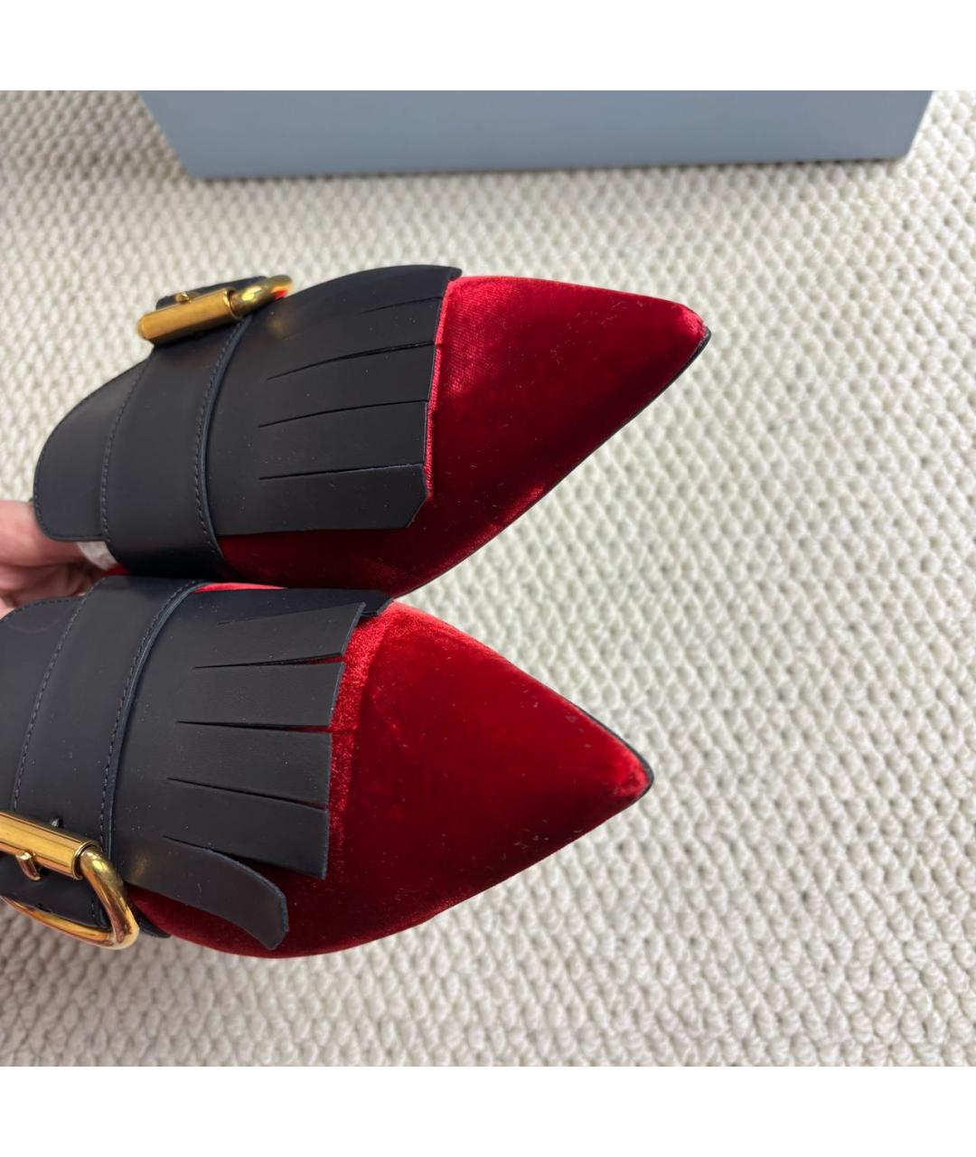 PRADA Красные бархатные мюли, фото 5