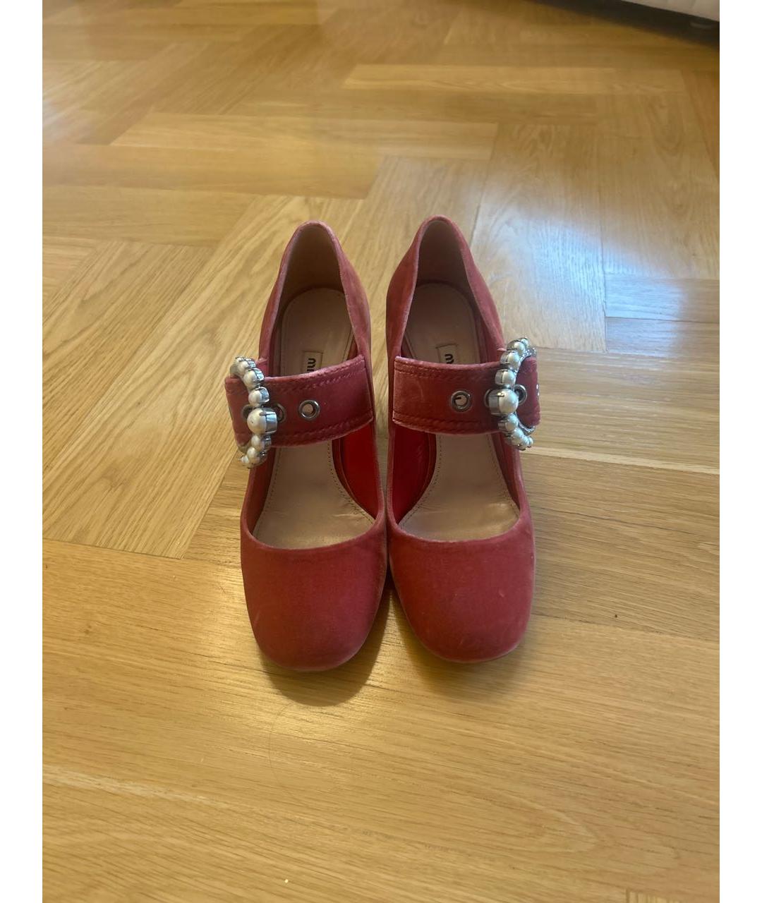 MIU MIU Розовые бархатные туфли, фото 2