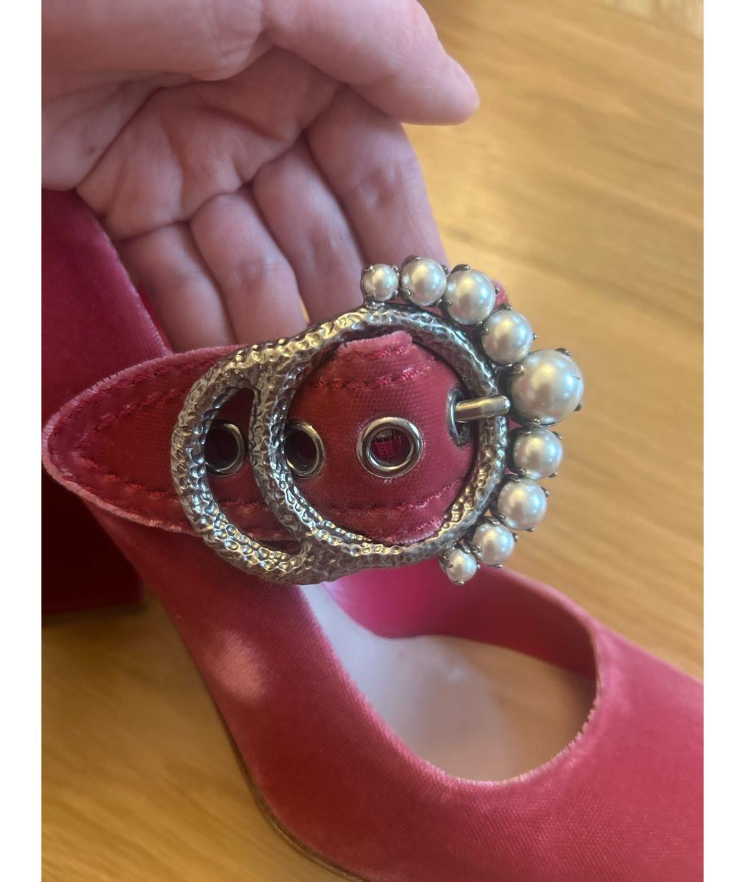 MIU MIU Розовые бархатные туфли, фото 6