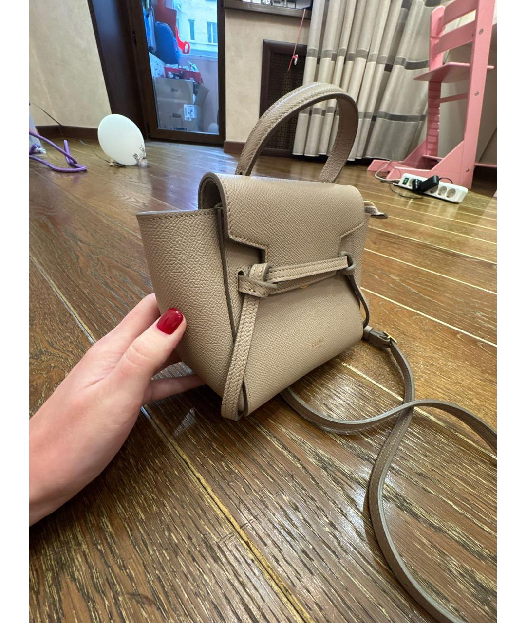 CELINE Бежевая кожаная сумка через плечо, фото 2