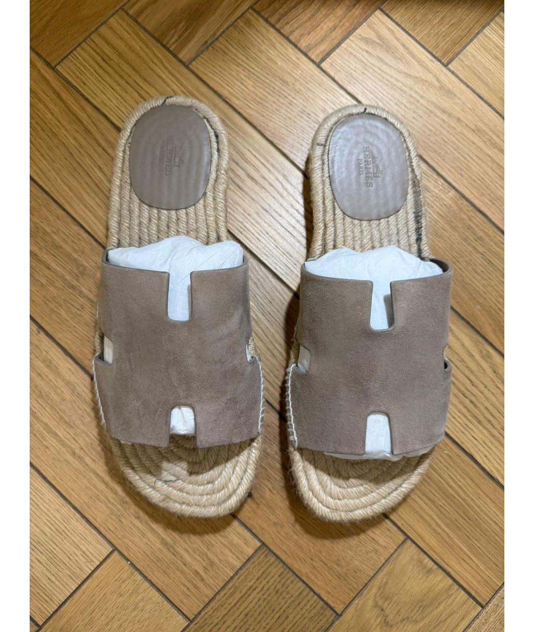 HERMES Бежевые замшевые шлепанцы, фото 2