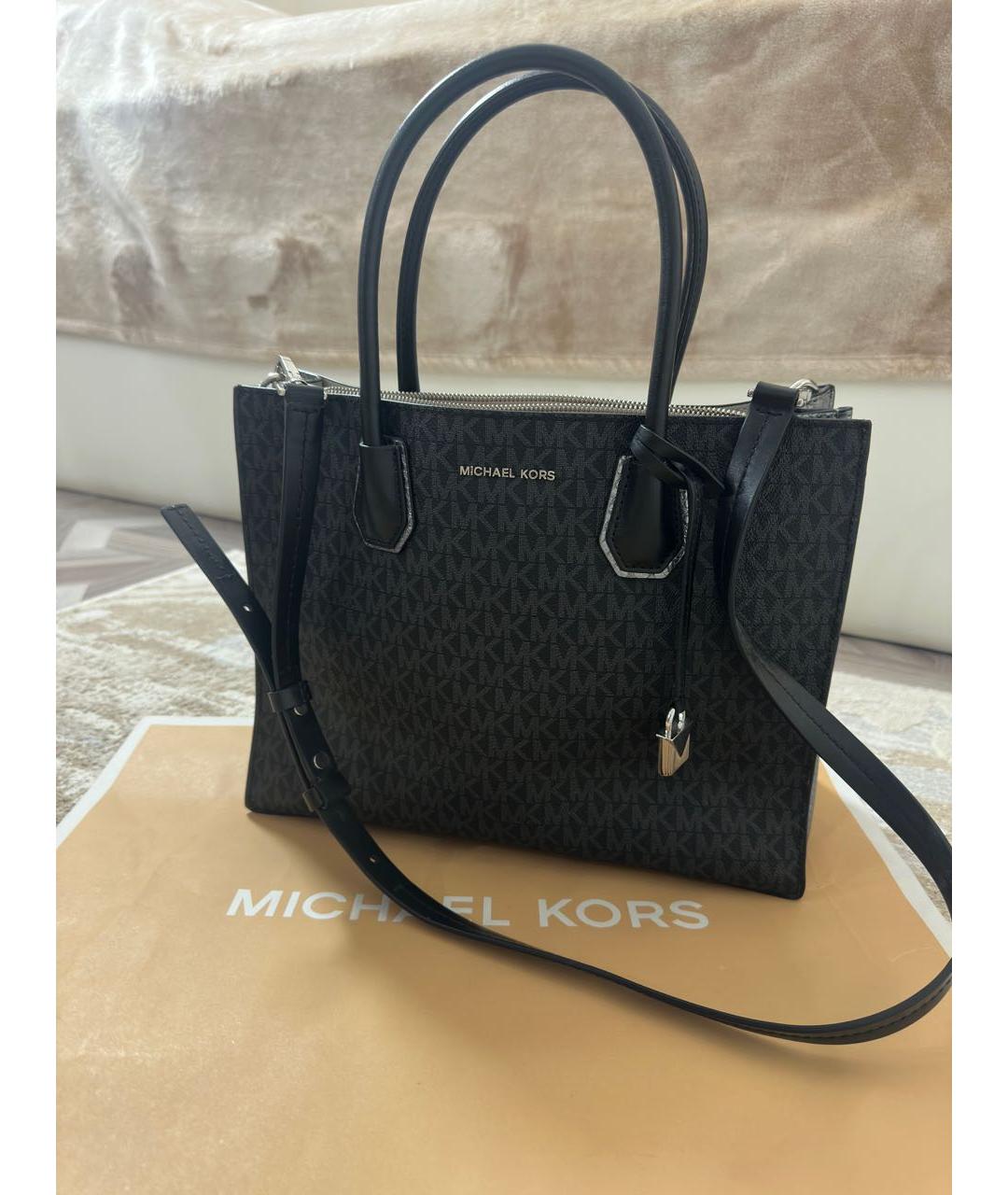 MICHAEL KORS Черная кожаная сумка с короткими ручками, фото 2