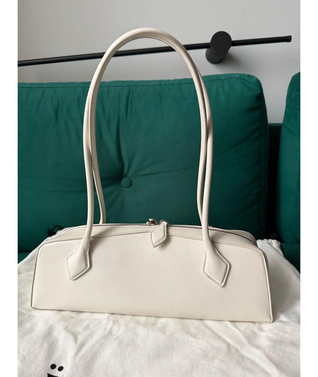 ALAIA Белая кожаная сумка с короткими ручками, фото 3
