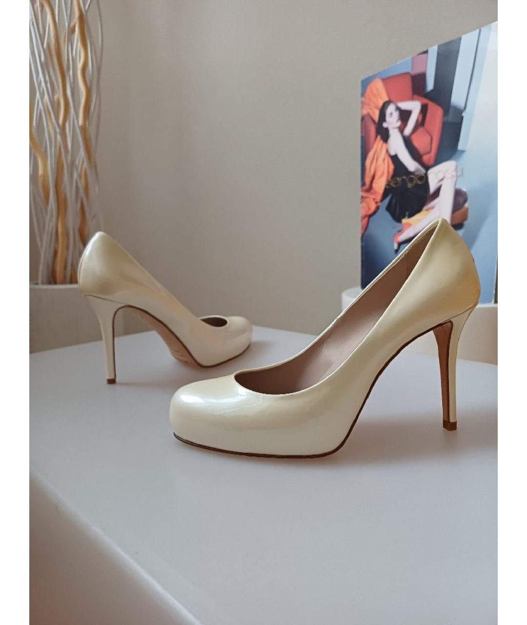 LE SILLA Бежевые туфли из лакированной кожи, фото 5