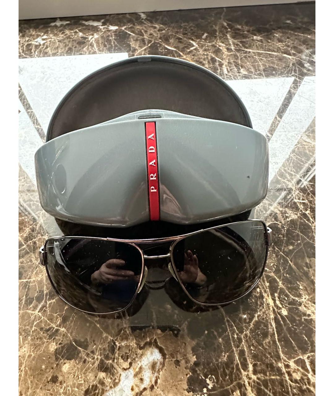 PRADA Черные пластиковые солнцезащитные очки, фото 4