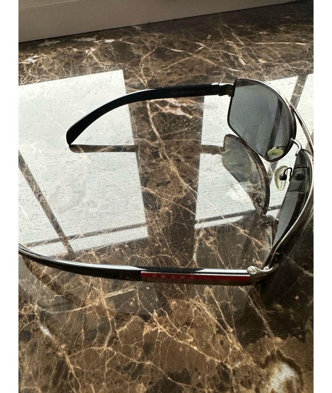 PRADA Черные пластиковые солнцезащитные очки, фото 3